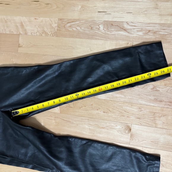 H&M Sleek Black PU Leather Straight Leg Pants - Picture 4 of 8